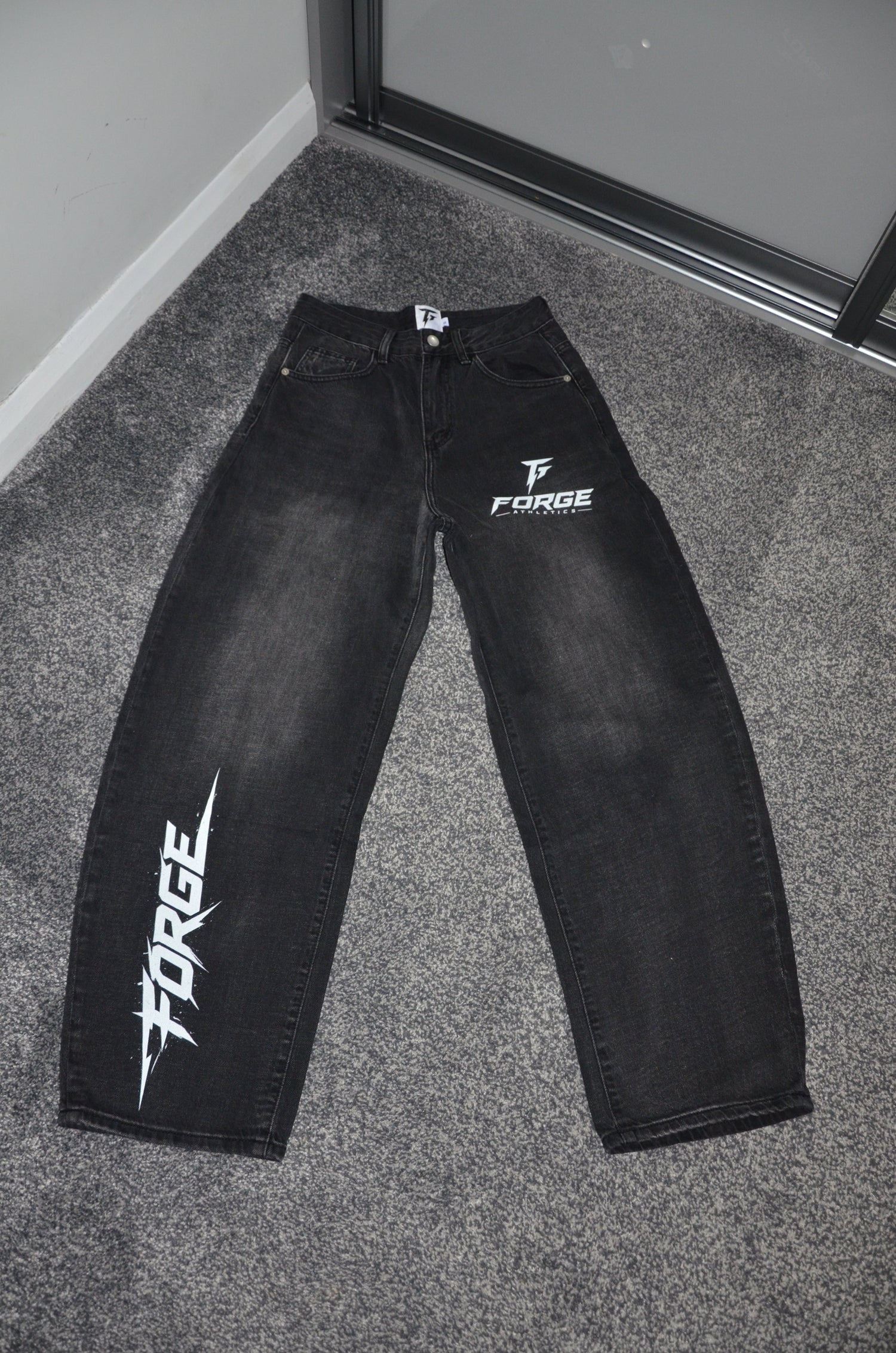 STREET WEAR