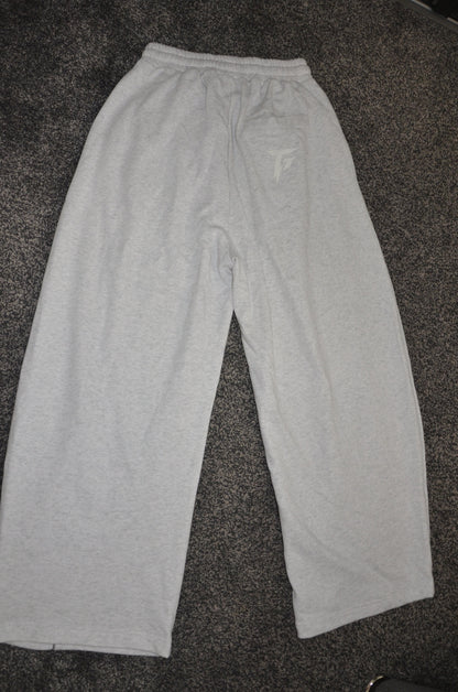 Forge Premium Heavyweight Barrel Leg Sweatpants - 390GSM