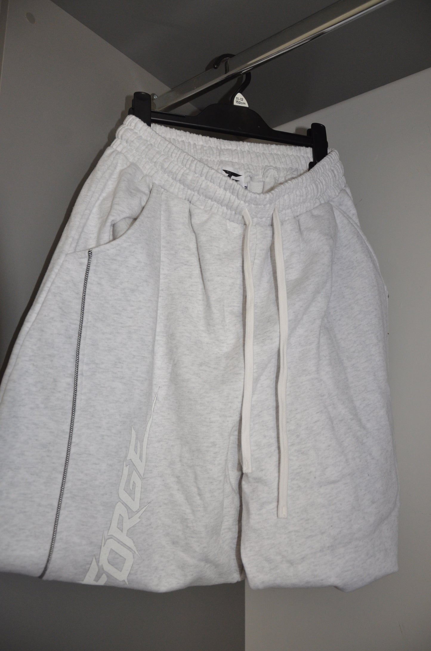 Forge Premium Heavyweight Barrel Leg Sweatpants - 390GSM